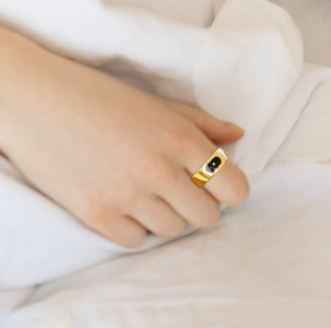Nurova Smart Ring – Health Tracking with Hands-Free Gesture Control